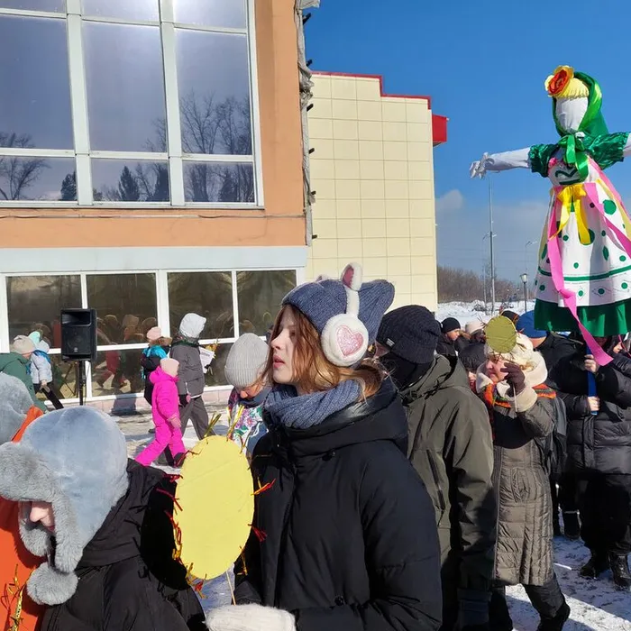 Гуляй, Масленица: веселье на площади ДК «Юбилейный»