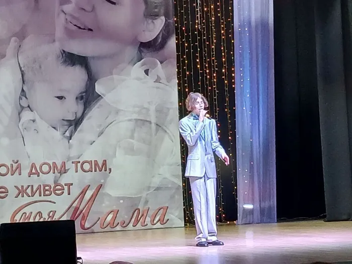 photo_5280671864374104190_y