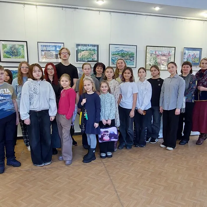 Встреча с прекрасным: учащиеся ДШИ № 3 посетили галерею «АРТ Сегодня»
