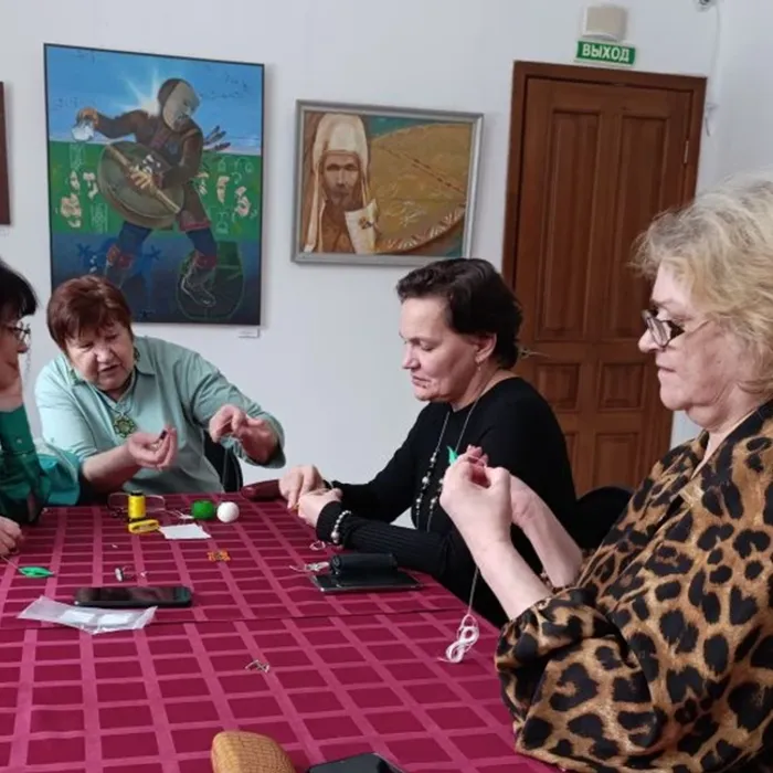 В галерее «АРТ Сегодня» прошёл мастер‑класс по фриволите