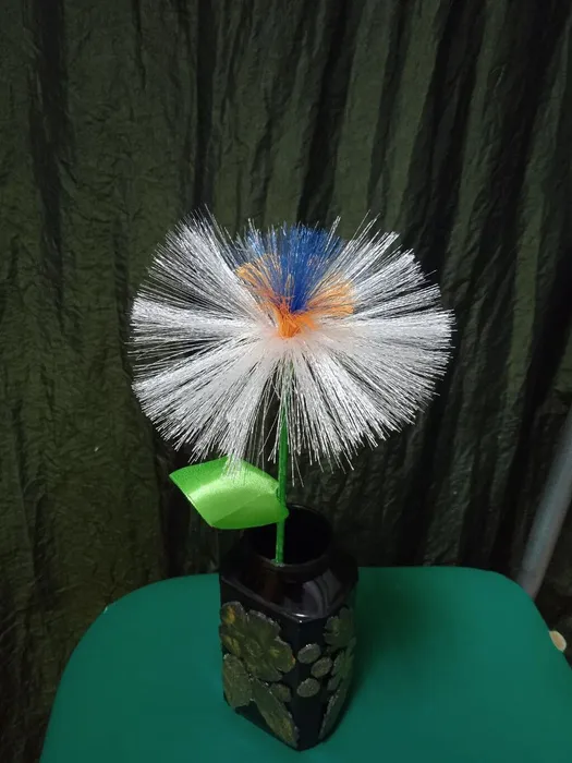 Сенчилова Ксения 8 лет Цветочек на 8 марта