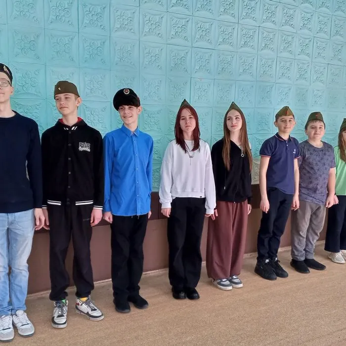 Патриотическая игра «Равнение на мужество»