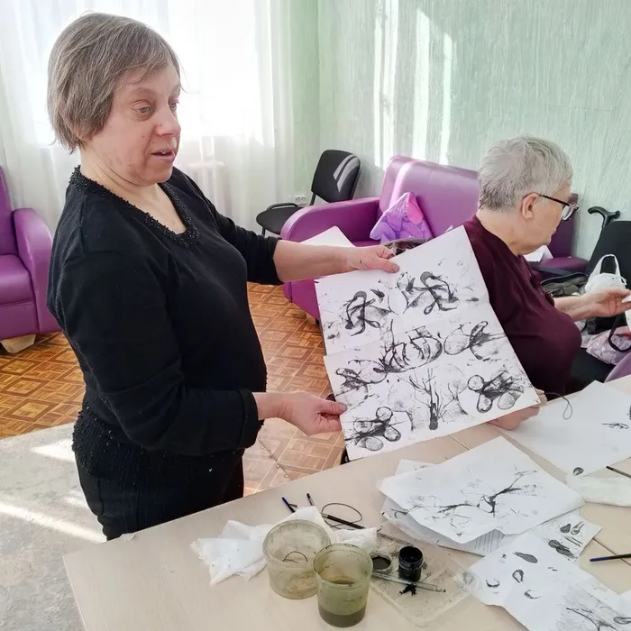 Рисовать можно не только кистями!