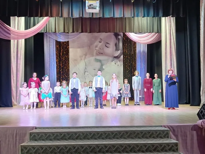 photo_5280671864374104215_y